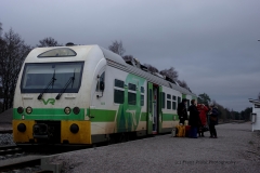 FIVESTONES_Franz-Pfuisi-Photography_TrainStation_Hanko_01