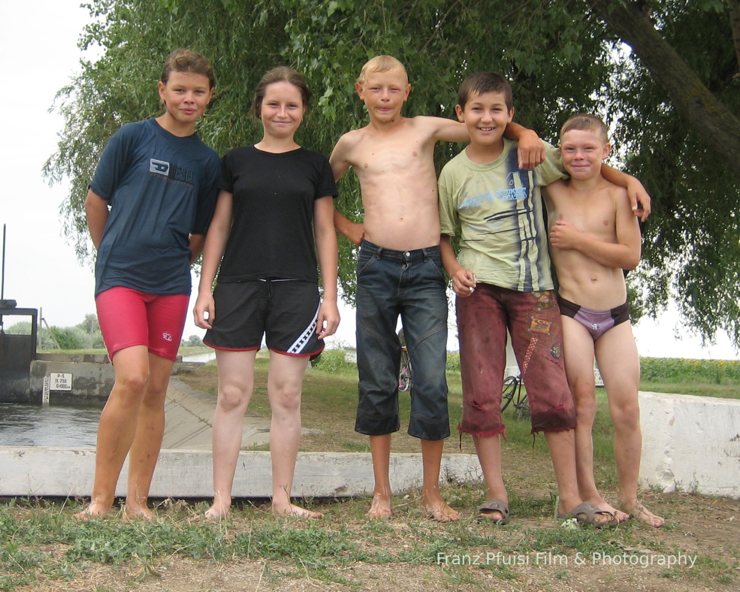 Ukraine_2006_Die-Kinder-vom-Fluss